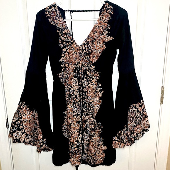 Abercrombie & Fitch Dresses & Skirts - Abercrombie Kimono Sleeve Dress size- XSMALL